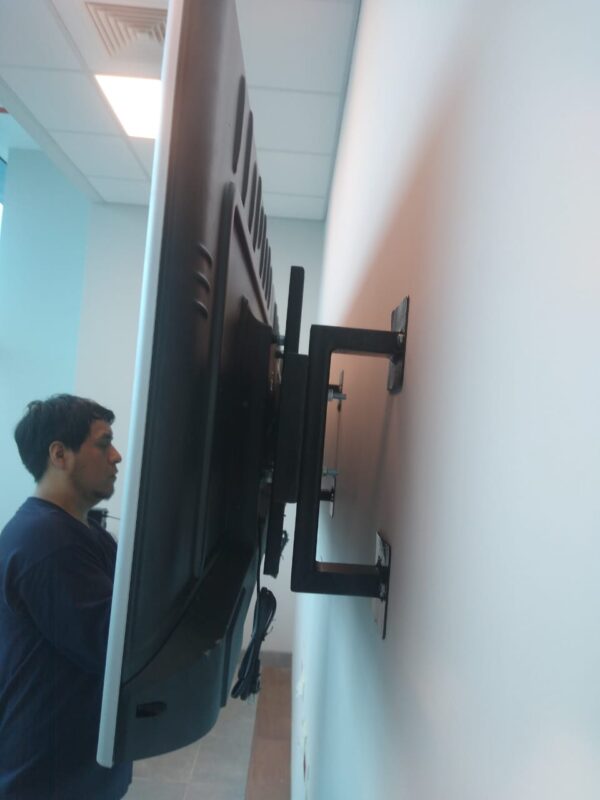 Rack Video Wall de Pared 3X1 - Imagen 3
